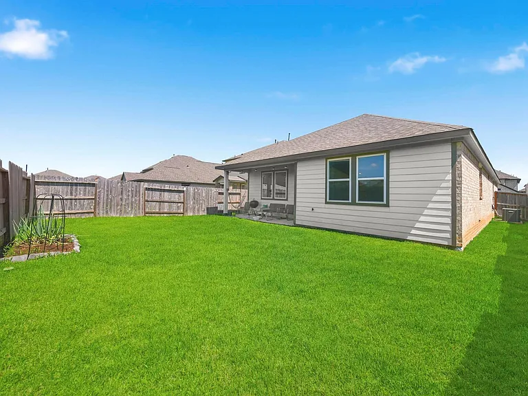 2420 Solaris Bend Dr — Photo 25