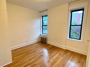 23-70 29th St #7, Astoria, NY 11105