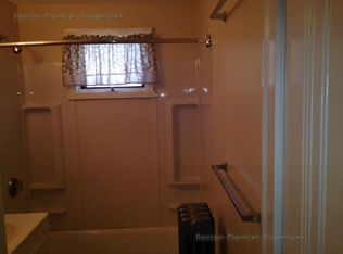 134 Harriet Ave APT 1R, Quincy, MA 02171