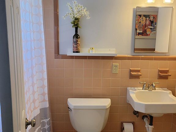 5th image of 2814 57th St S