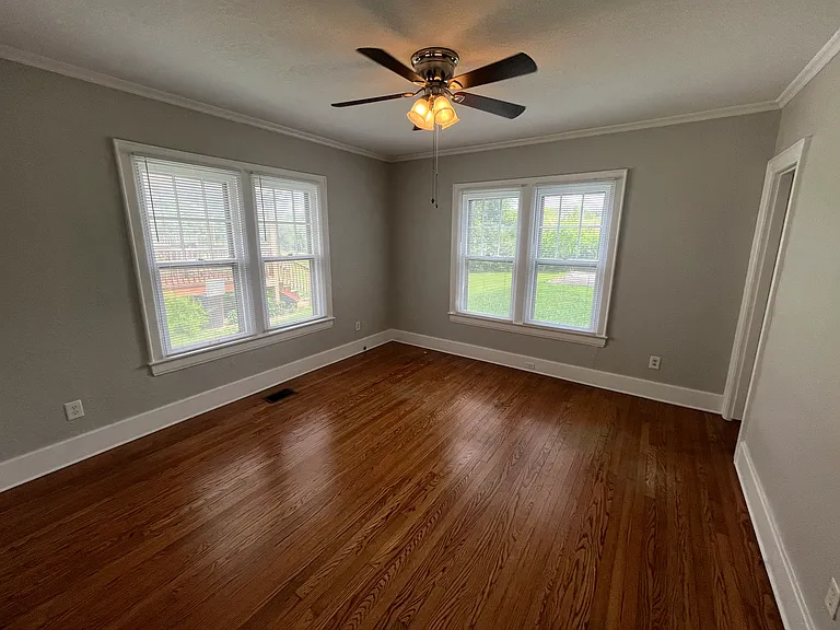 5510 Miller Dr — Photo 10