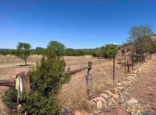 9 Agua Caliente Rd, San Jose, NM 87565