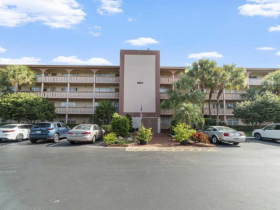 2nd image of 1804 Eleuthera Pt APT E1