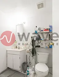 Rented by Wave Real Estate Group