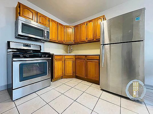 4th image of 1893 Eastern Pkwy APT 2F