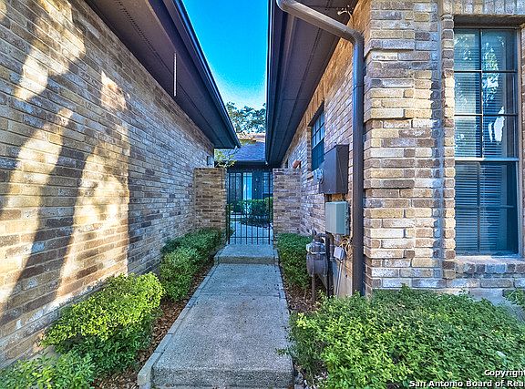 3rd image of 3446 Wellsprings Dr