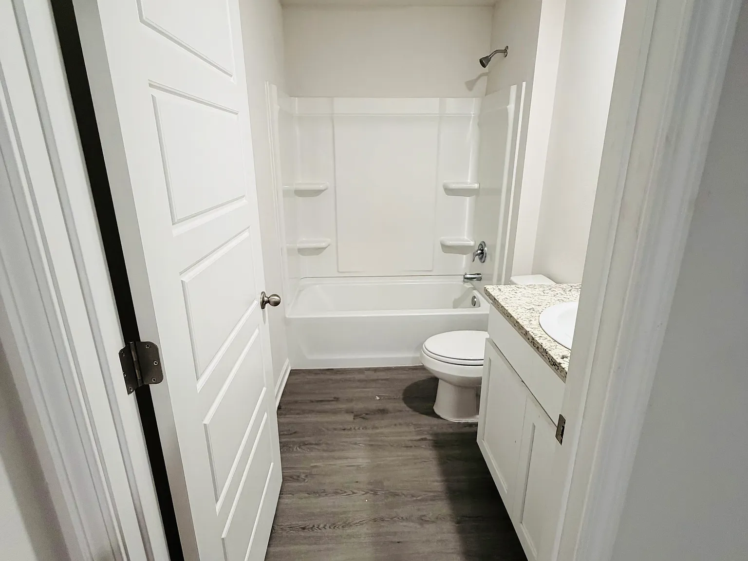 4 bed, 1819 sqft, $1,000 — Photo 4
