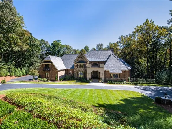 3195 Paces Bend Ct NW, Atlanta, GA 30327