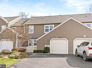 200 Wildflower Cir, Yardley, PA 19067