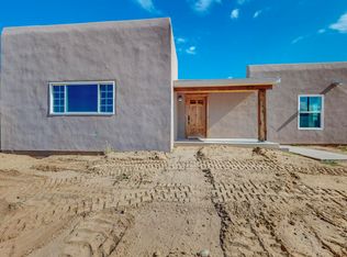 39 Sportsman Dr, Los Lunas, NM 87031