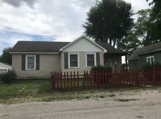 102 E 4th St, Tilton, IL 61833