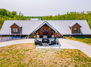 1784 S Allen Rd, Reading, MI 49274