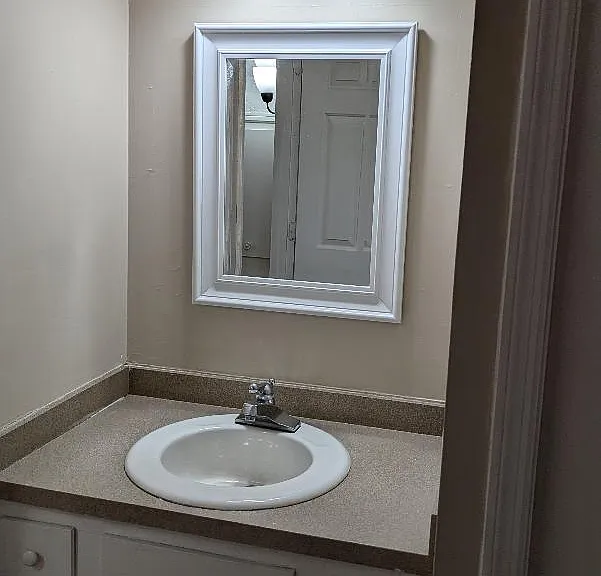 474 Woodview Dr — Photo 22