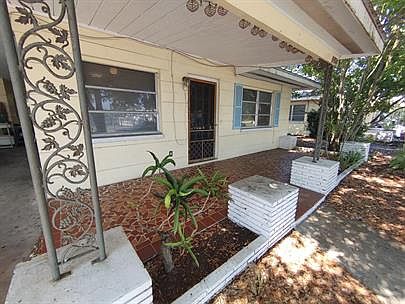 1st image of 4527 29th Ave S