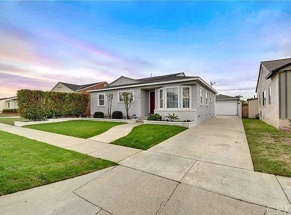 3rd image of 3818 Canehill Ave
