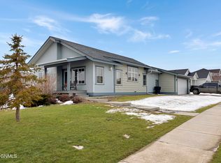 2319 27th Ave W, Williston, ND 58801