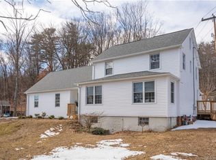 41 Canal St, Weatogue, CT 06089