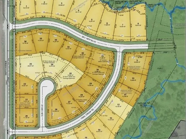 1414 Sky View Blvd, Huxley, IA 50124