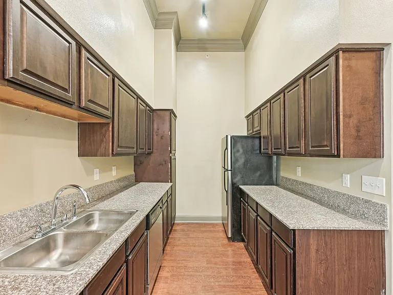 2101 Church Street — Photo 179