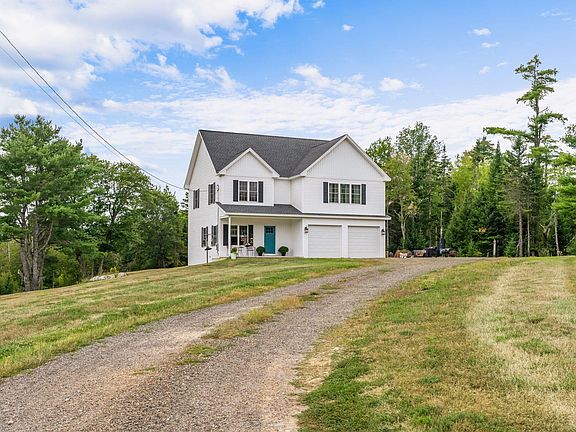 3rd image of 377 Center Drive