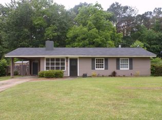 1031 Linden Dr, Kosciusko, MS 39090