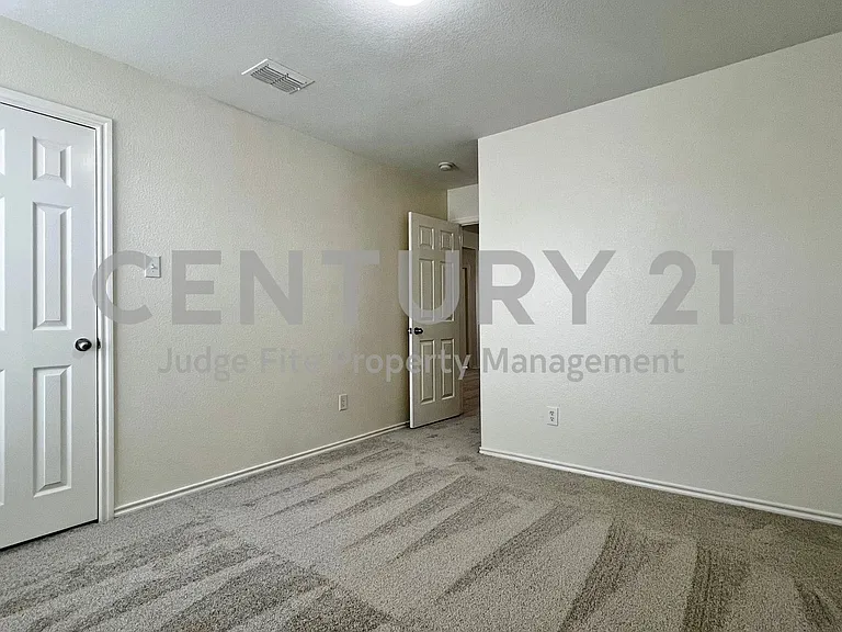 1724 Quails Nest Dr — Photo 26