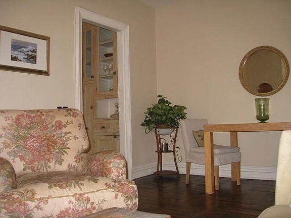 3rd image of 860 W 181st St APT 44