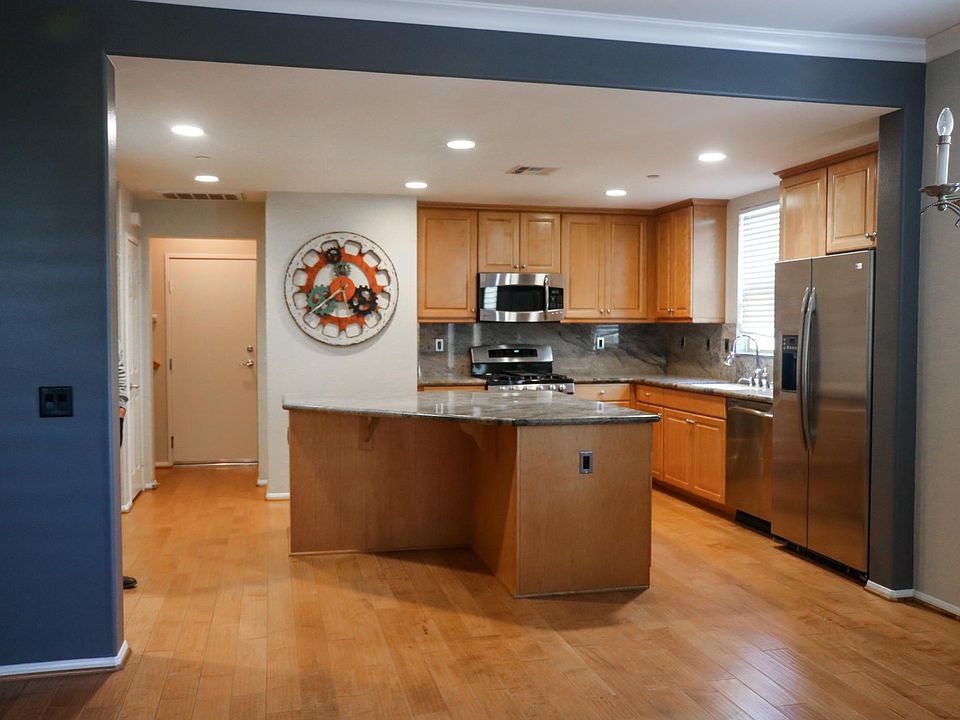 1st image of 20324 Paseo Meriana
