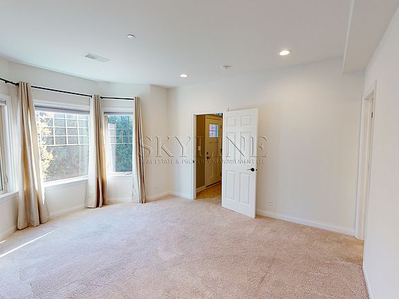 4th image of 621 Parkside Ct