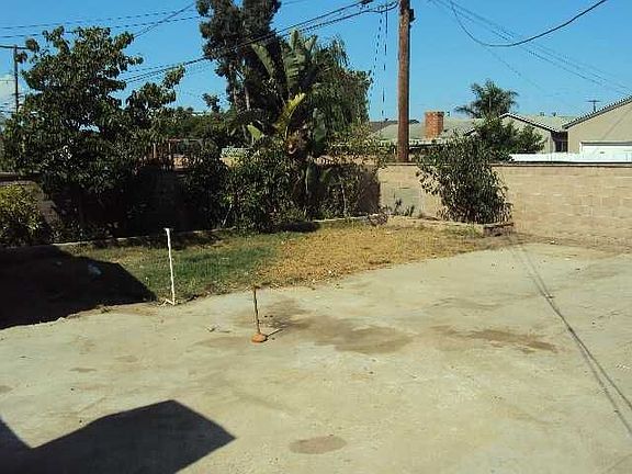 listinglocalphotoca0up2hr2