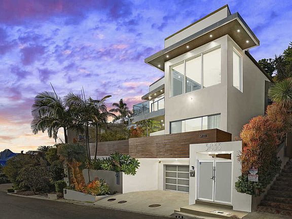 2nd image of 3833 Paseo Hidalgo St