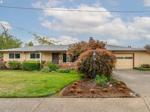 526 NW 19th St, McMinnville, OR 97128