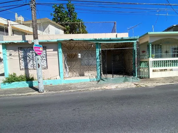 Pavia Fernandez St, San Sebastian, PR 00685