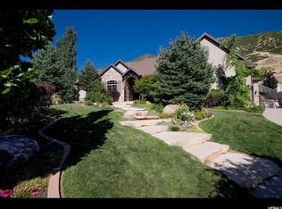 1971 E Stag Hill Cir, Draper, UT 84020