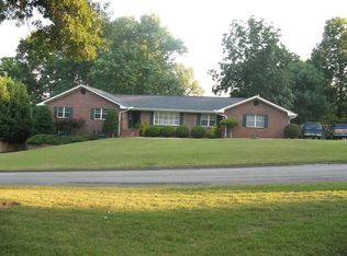 7132 Beacon Ln, Chattanooga, TN 37421