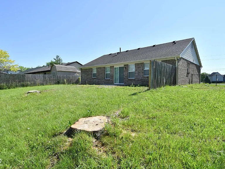 7826 Five Points Rd — Photo 35
