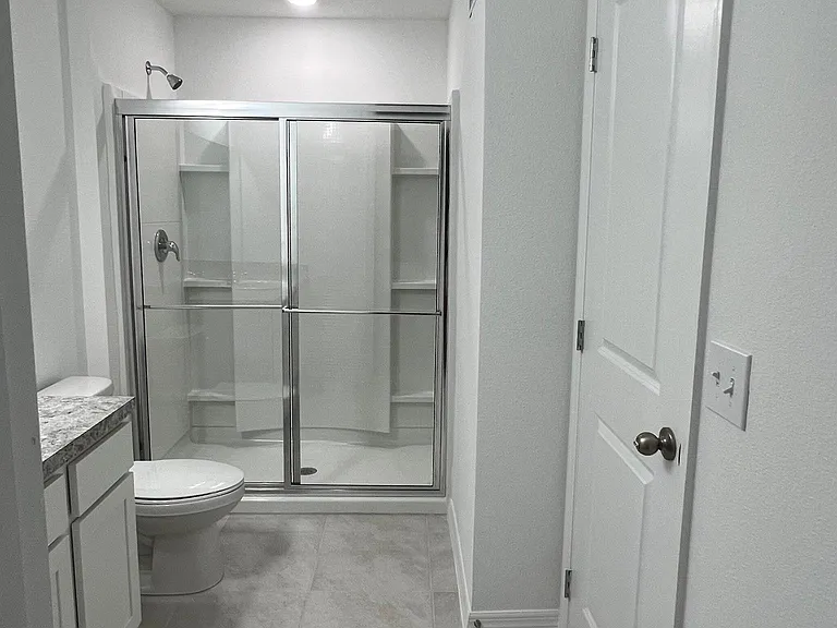 3110 Merton Aly — Photo 13