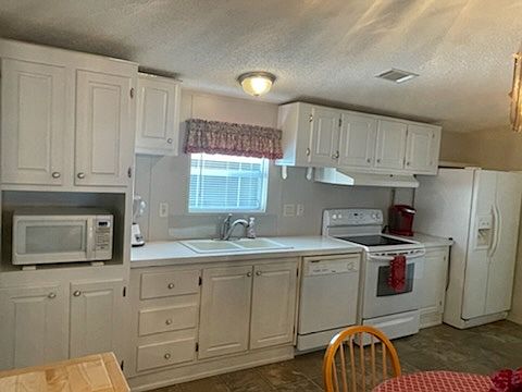 1st image of 66 Pelican Dr