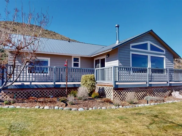 1811 Pine Creek, Tonasket, WA 98855