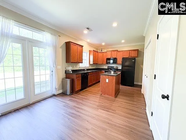438 Woodbark Ct — Photo 5