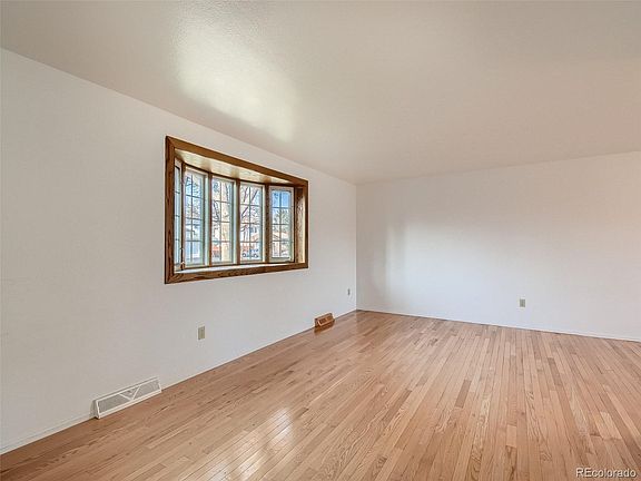 5th image of 1688 S Garland Ct