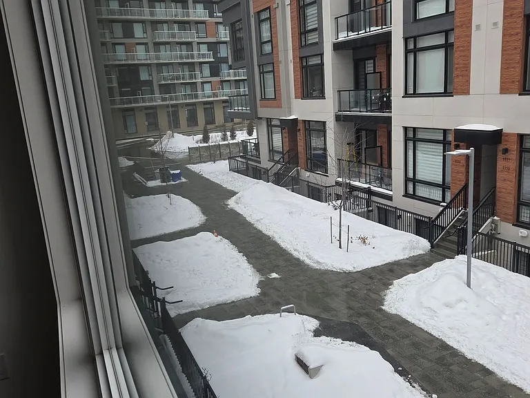 10 David Eyer Rd #Townhouse 1235 — Photo 4