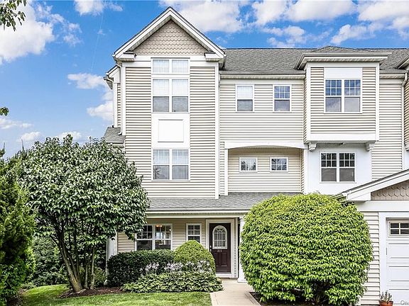 3rd image of 311 Highridge Ct Unit 62