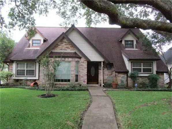 5006 Foxdale Dr, Houston, TX 77084