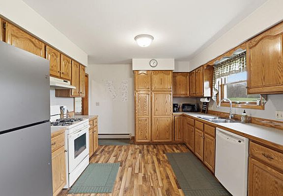 5th image of 8835 E McBrides Rd