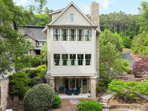 11 Turtle Point Dr, Crane Hill, AL 35053