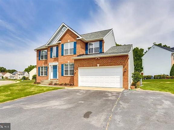 2nd image of 100 Cheshire Ct