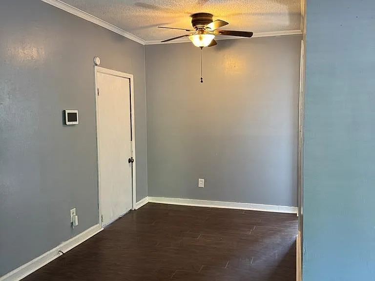 6 Sherwood Dr — Photo 4