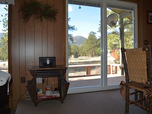 Eating area with view of Long's peak and Twin Sisters.