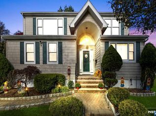 175 Walnut St, Northvale, NJ
